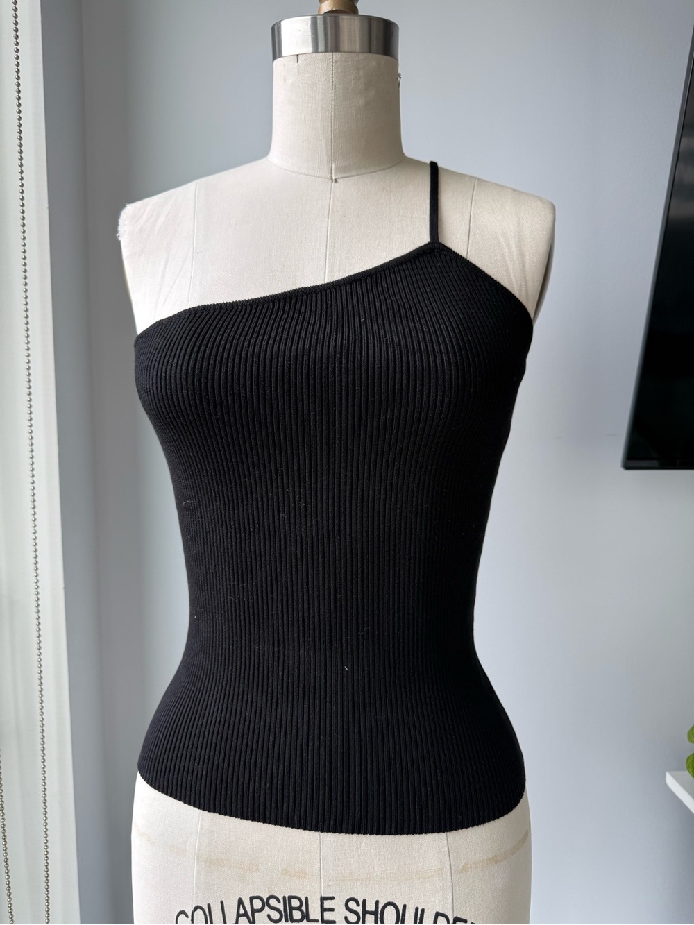 Zara Black One-Shoulder Ribbed Tank Top